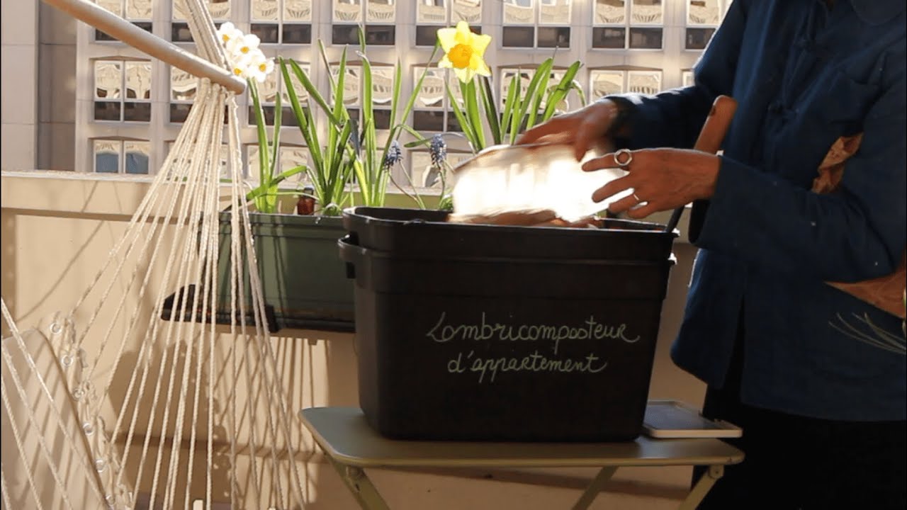 Fabriquer et démarrer un lombricomposteur au balcon
