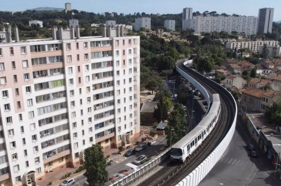Ponts, routes et habitations : quand la canicule met à rude épreuve nos infrastructures