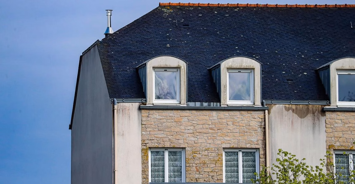Combien coûte une isolation de toiture en 2026 : guide des prix et conseils